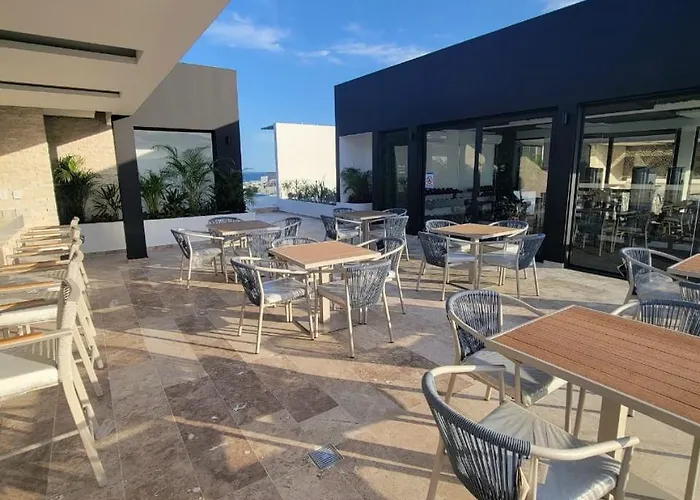 Live Playa Beach, Luxury & 5th Av At Your Doorstep